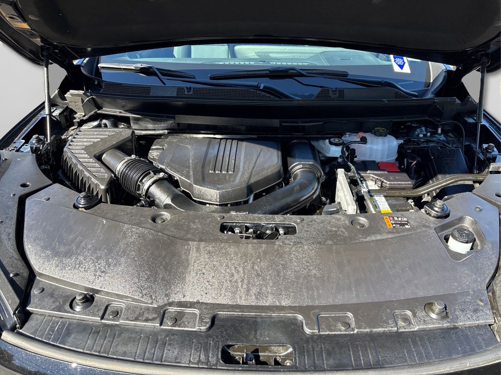 2025 Buick Enclave Preferred photo 13