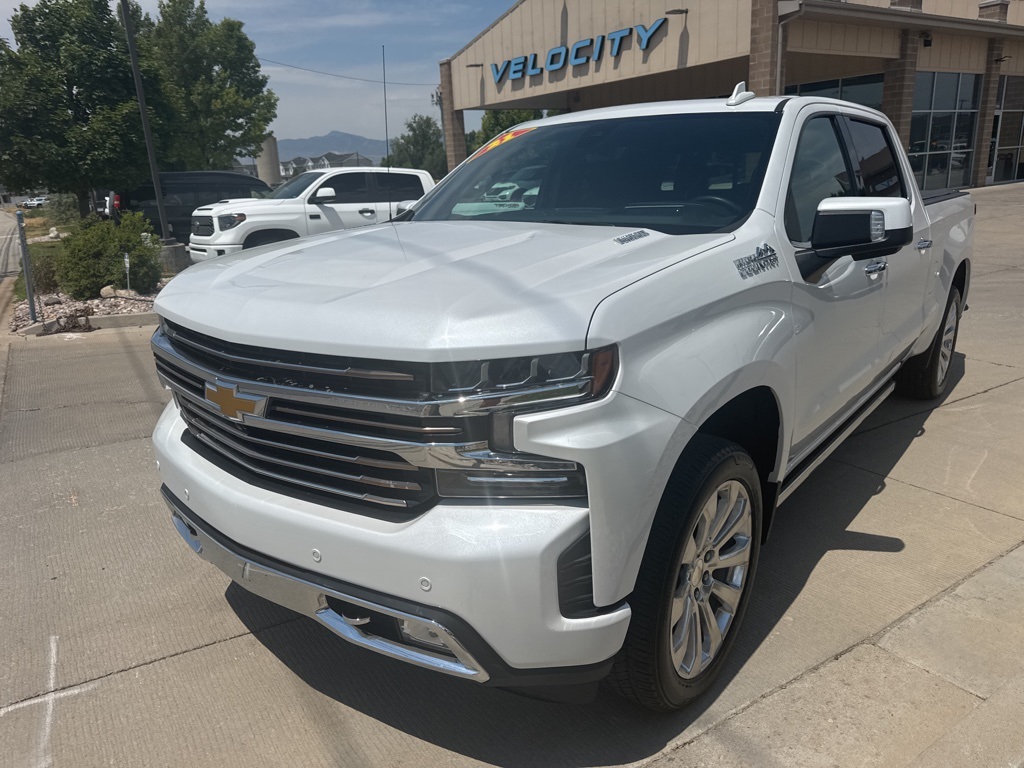 2021 Chevrolet Silverado 1500 High Country photo 3