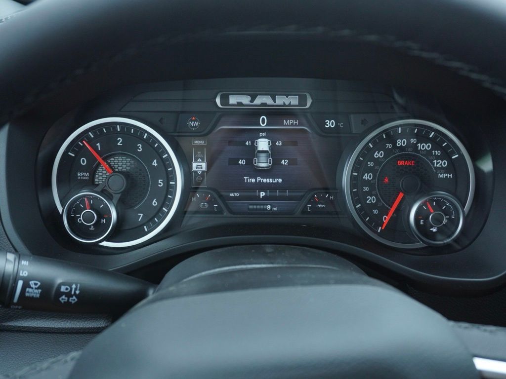 New 2026 Granite Crystal Metallic Clear-Coat Exterior Paint RAM Big Horn Night Edition image 15