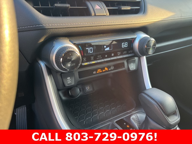 2024 Toyota RAV4 XLE photo 19