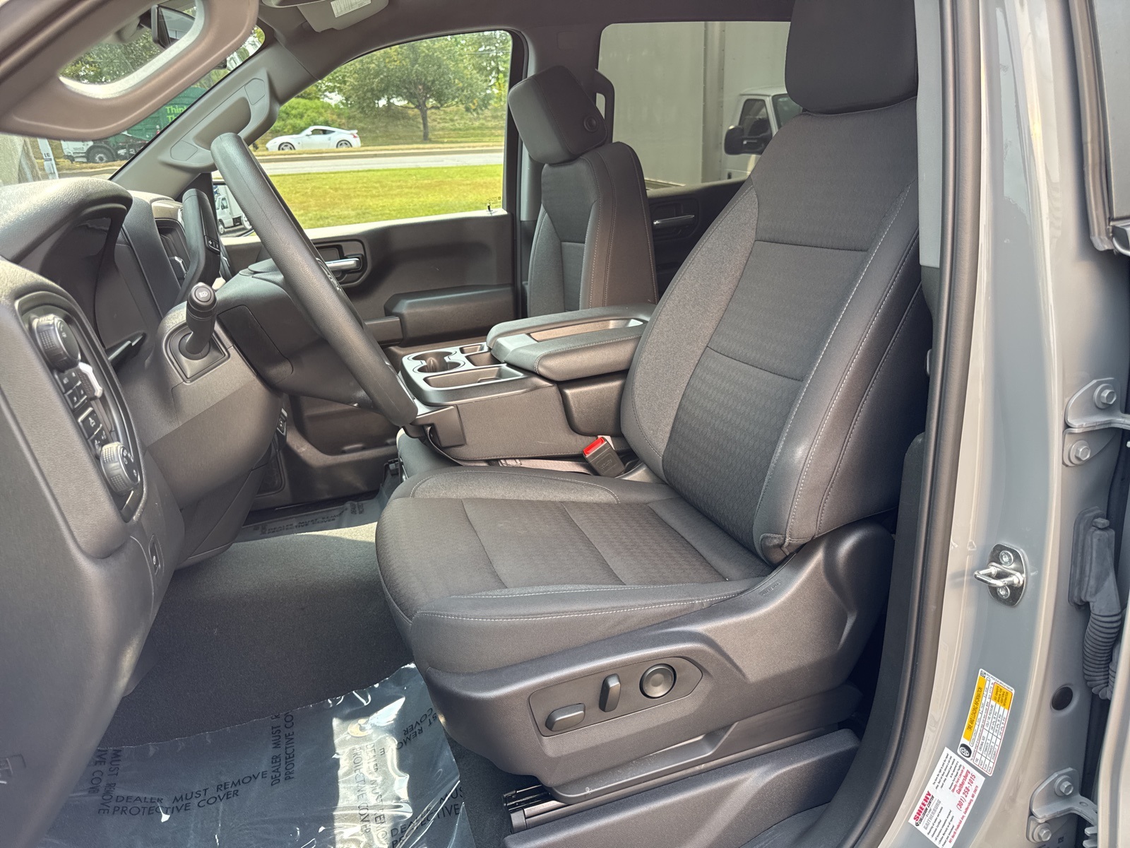 2024 Chevrolet Silverado 1500 Custom Trail Boss photo 18