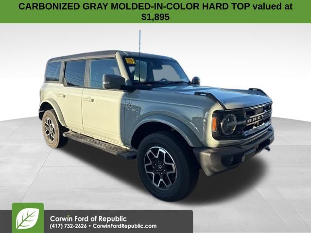 2023 Ford Bronco 4-Door Outer Banks's photo
