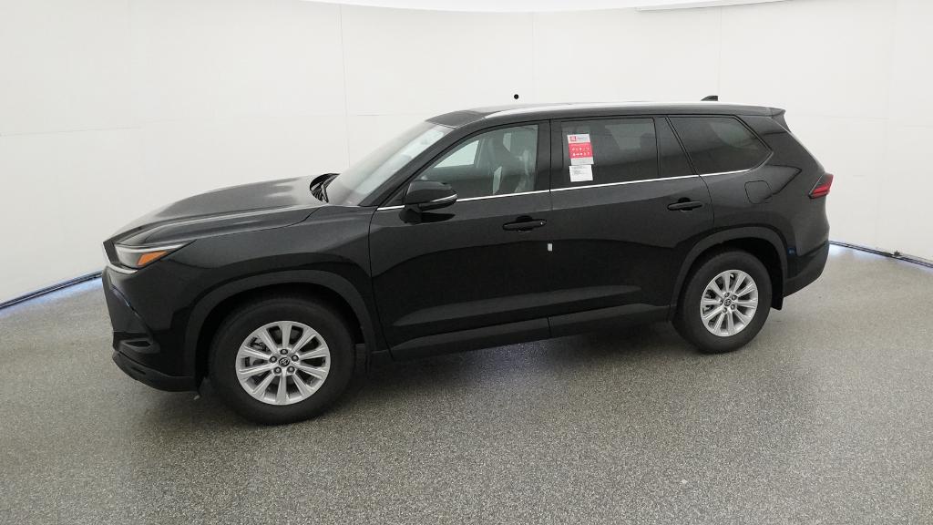 2025 Toyota Grand Highlander Limited photo 7