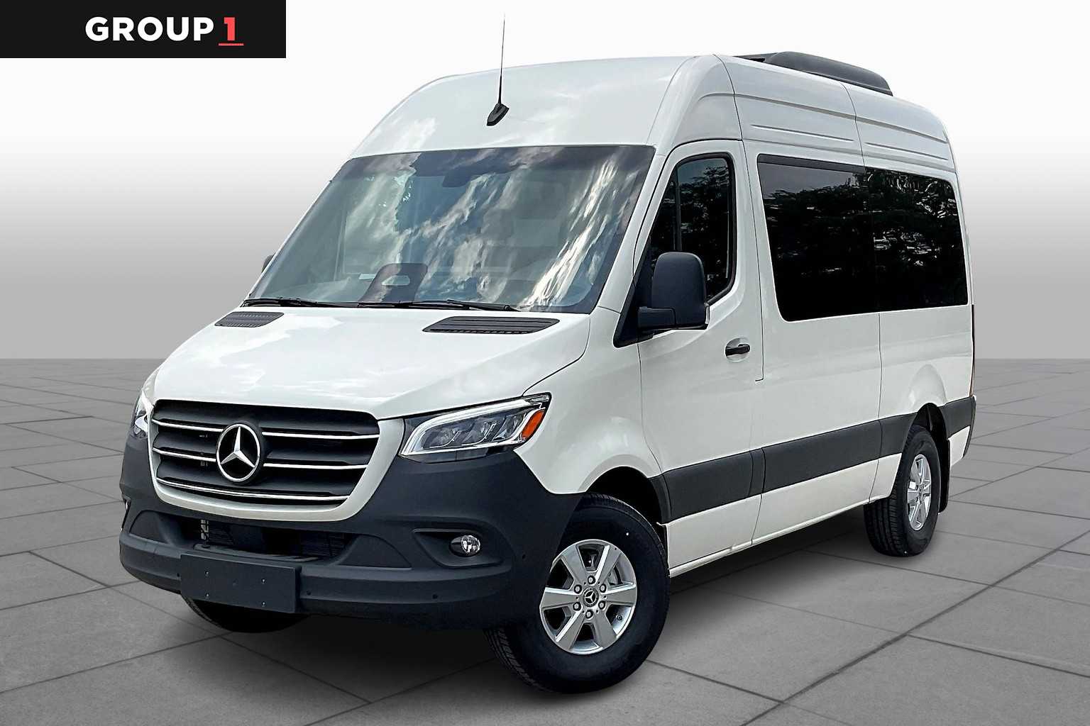 2025 Mercedes-Benz Sprinter Passenger Van Base's photo