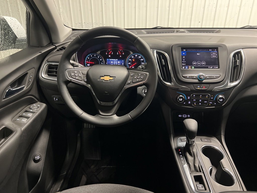 2023 Chevrolet Equinox LT photo 12