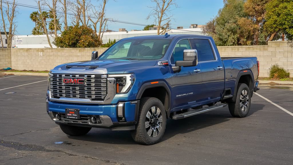 2025 Gmc Sierra 2500 HD Denali photo 3