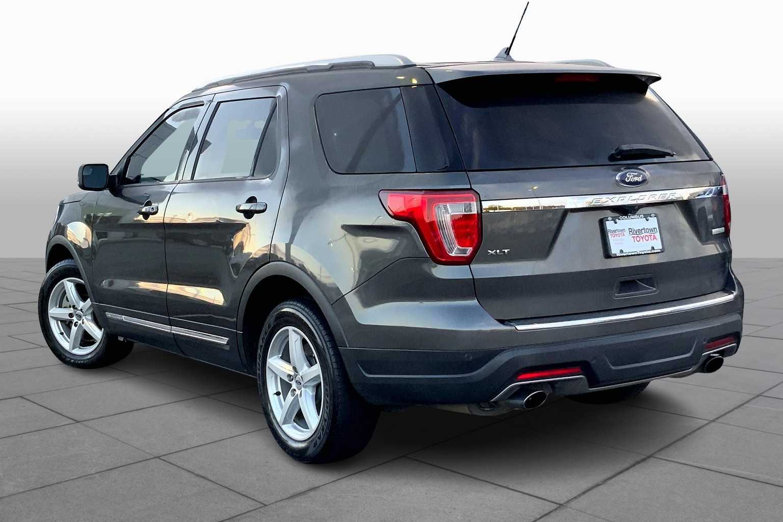 2018 Ford Explorer XLT photo 11