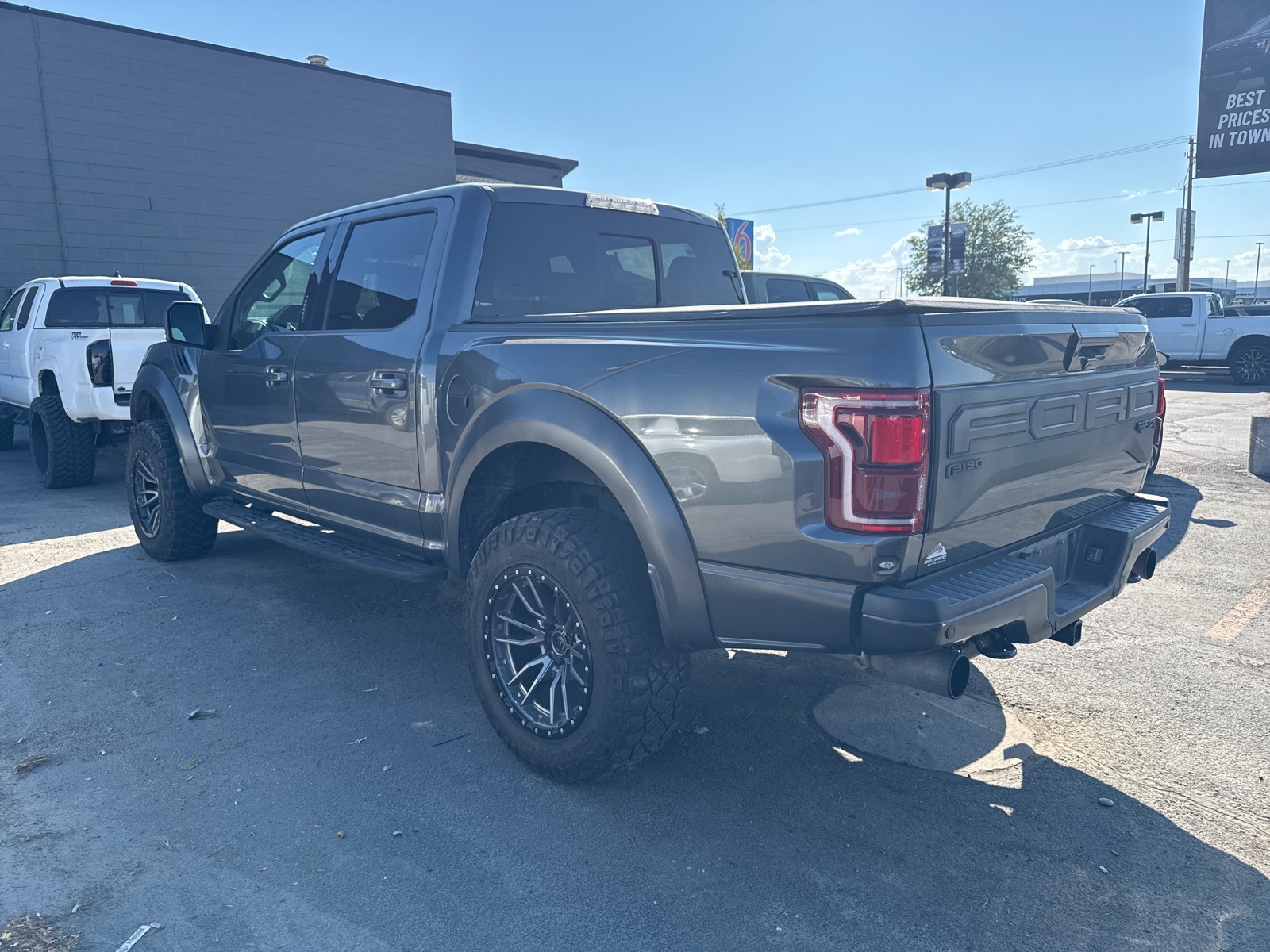 2020 Ford F-150 Raptor photo 3