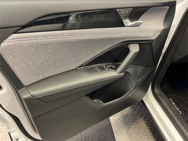 2025 Volkswagen Tiguan S photo 4