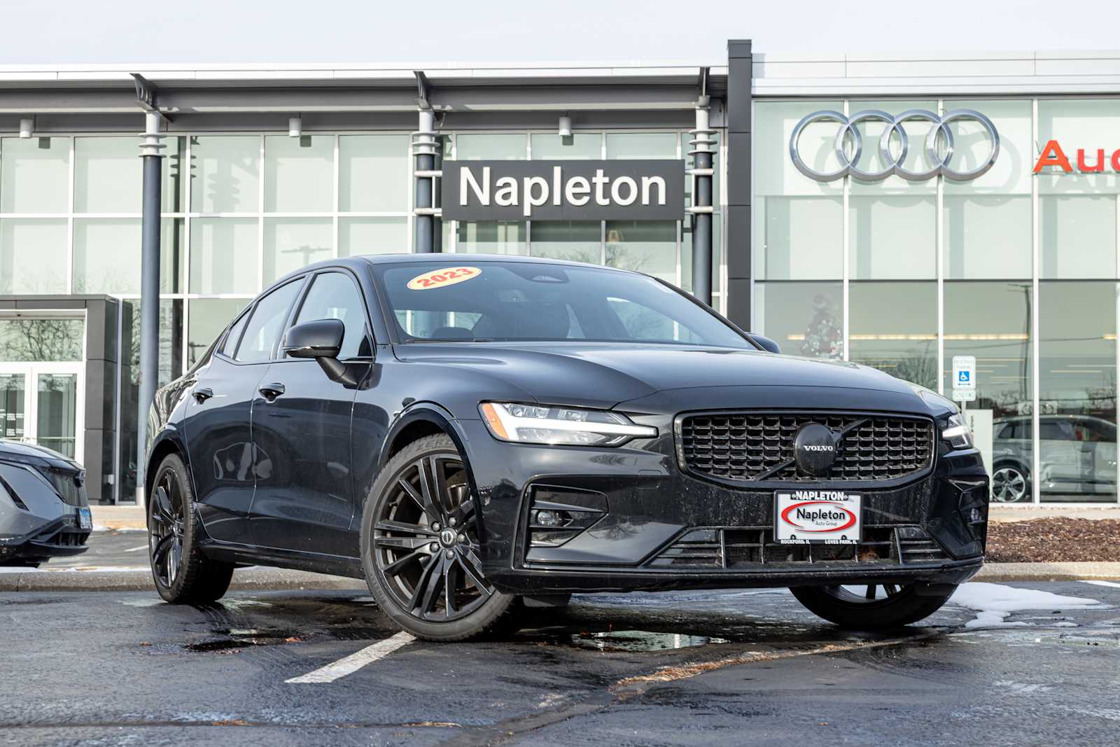 2023 Volvo S60 Plus's photo