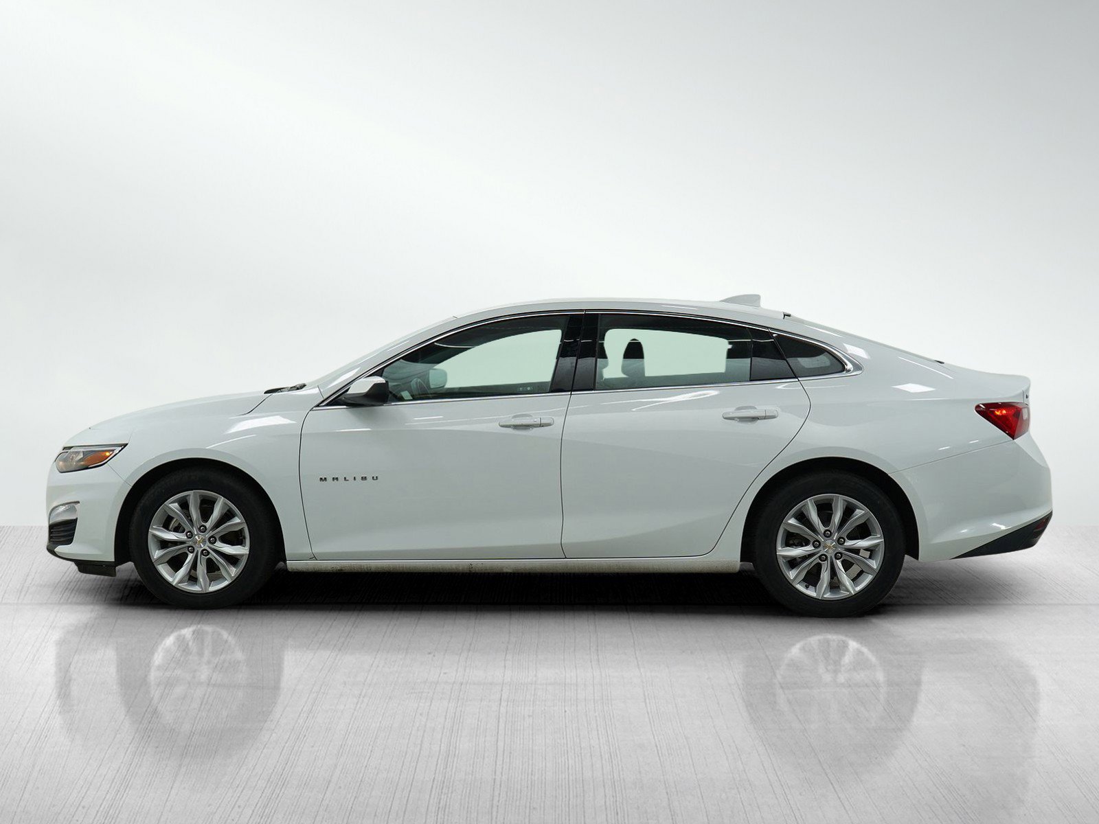Used 2023 Chevrolet Malibu 1LT with VIN 1G1ZD5STXPF204188 for sale in Wayzata, Minnesota