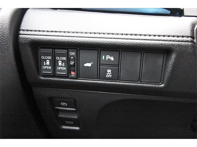 2025 Honda Odyssey Elite photo 17