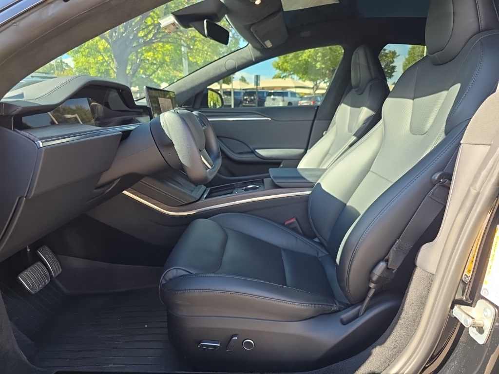 2022 Tesla Model S photo 12