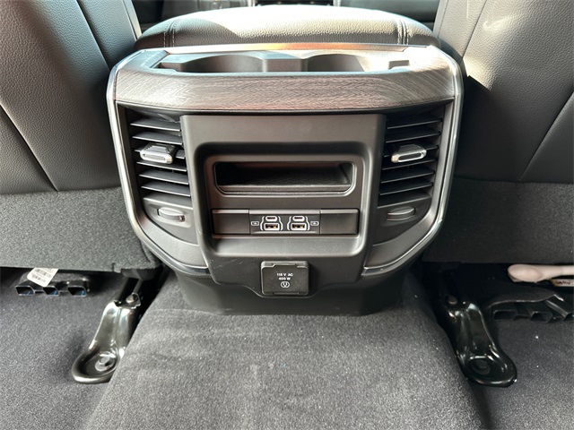 2025 Ram 2500 Laramie photo 11