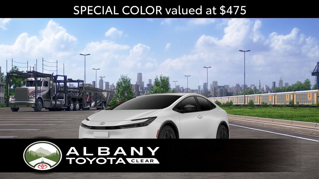 2026 Toyota Prius LE's photo