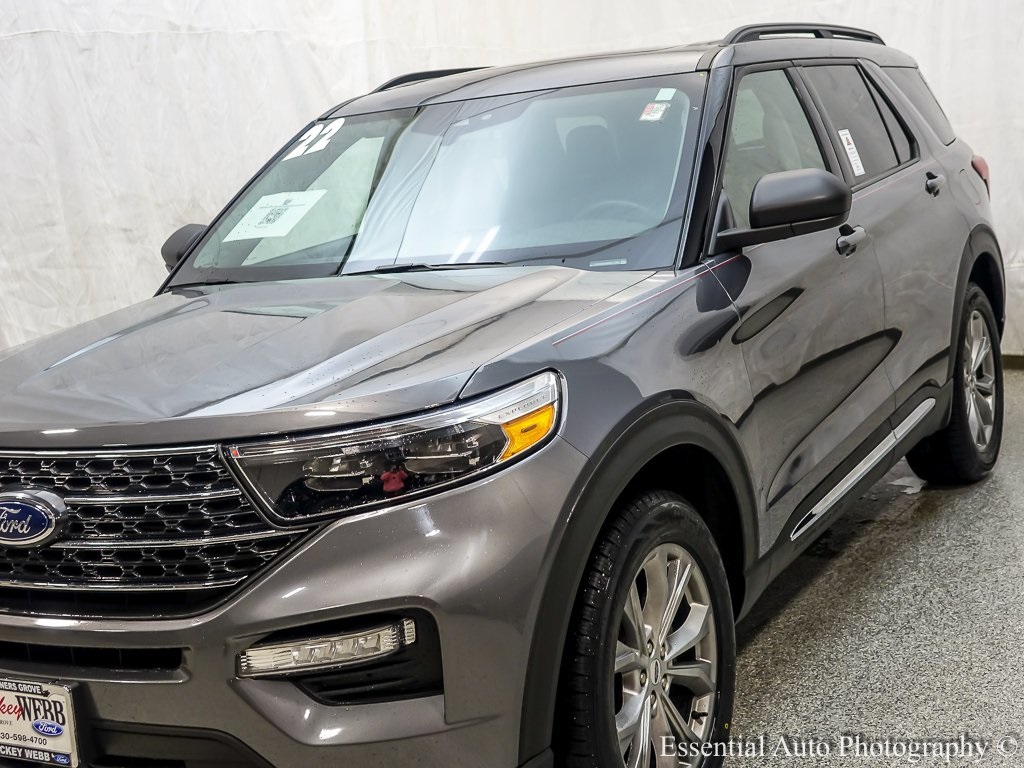 2022 Ford Explorer XLT photo 3