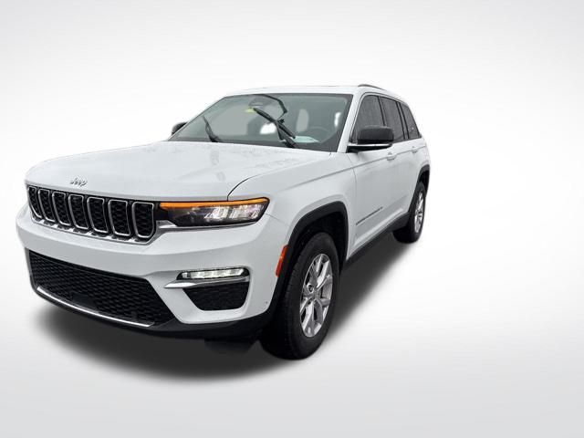 2022 Jeep Grand Cherokee Limited's photo