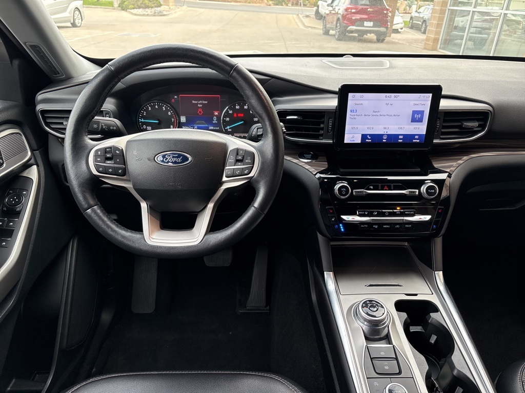 2023 Ford Explorer Limited photo 8