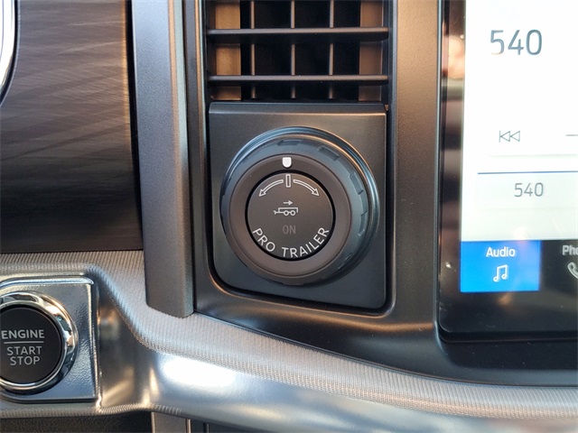 2025 Ford F-150 Lariat photo 27