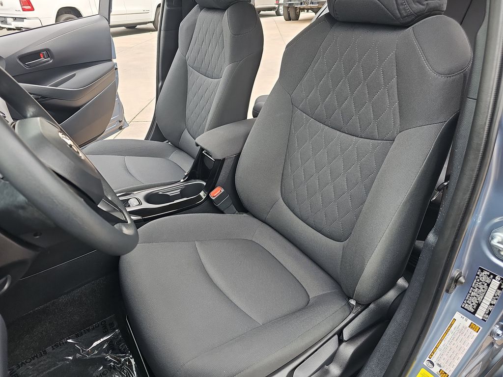 2022 Toyota Corolla Hybrid LE photo 14