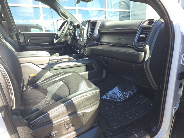 2023 Ram 3500 Limited photo 4