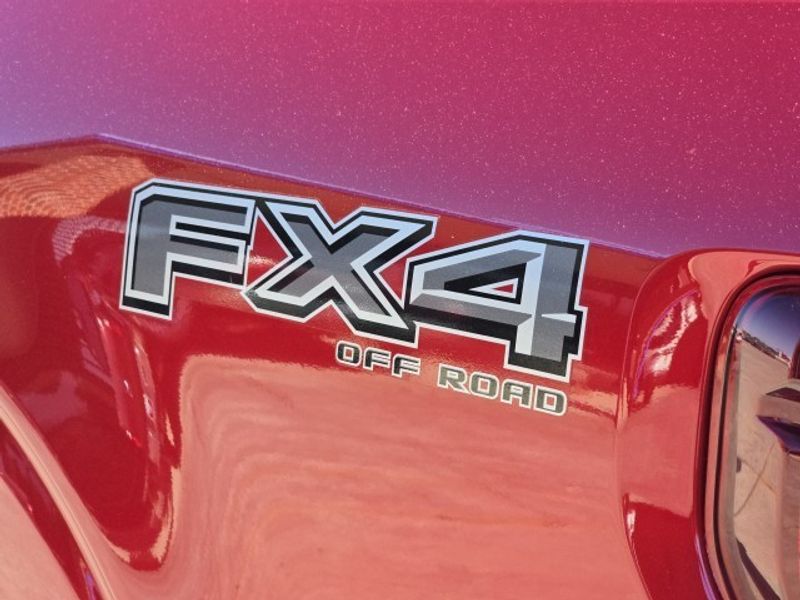 2025 Ford F-150 XLT photo 7