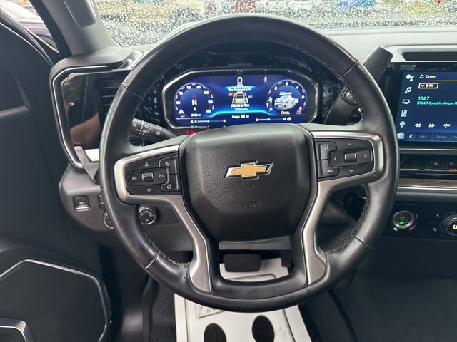 2023 Chevrolet Silverado 1500 LT photo 13