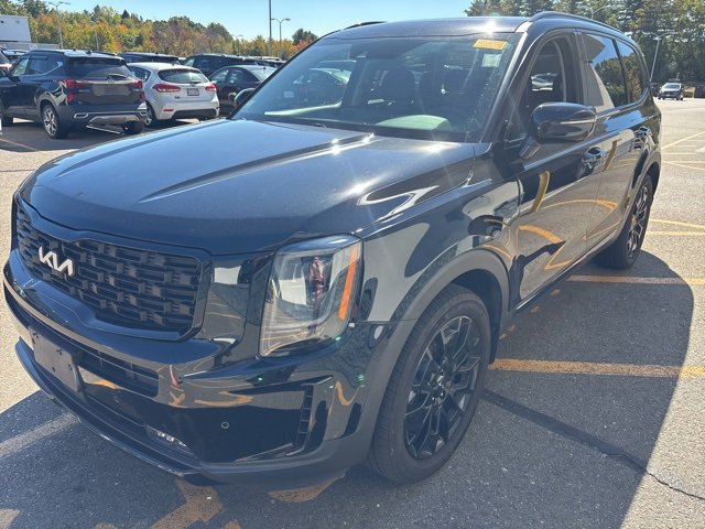 2022 Kia Telluride SX photo 2