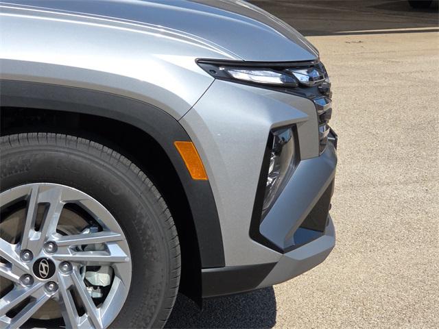 2026 Hyundai Tucson SE photo 4