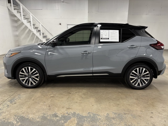 2024 Nissan Kicks SR photo 4