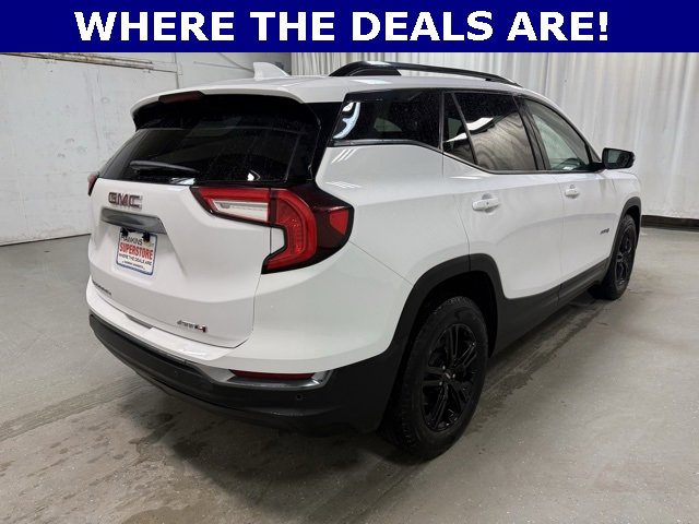 2024 Gmc Terrain AT4 photo 3