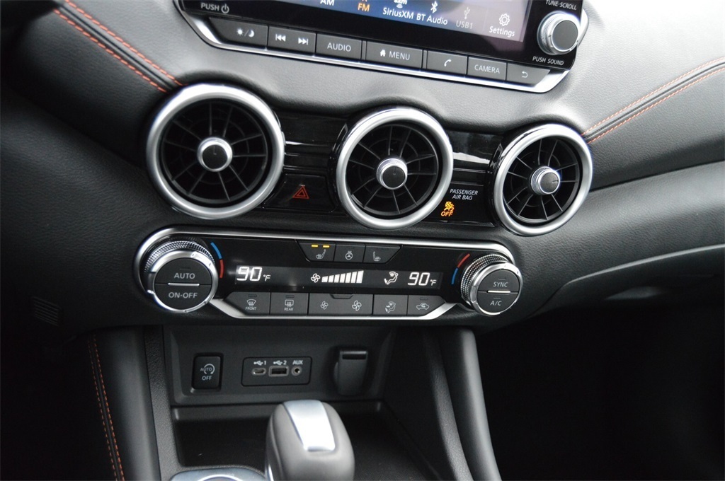 2025 Nissan Sentra SR photo 30