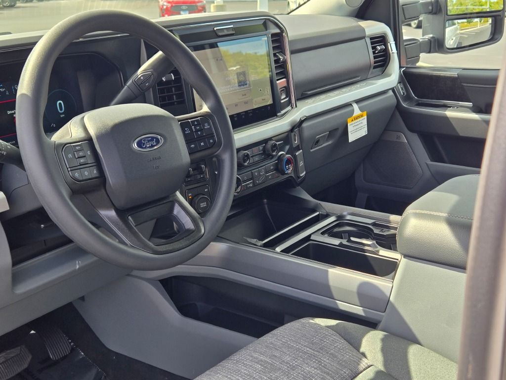 2026 Ford F-350 photo 22