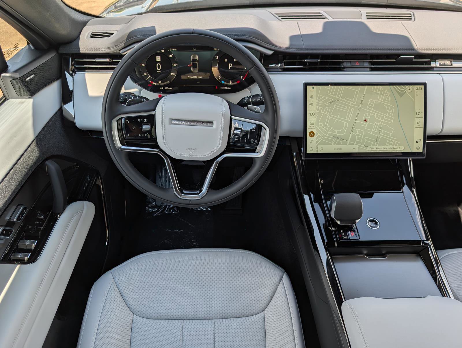 2025 Land Rover Range Rover Sport SE photo 24