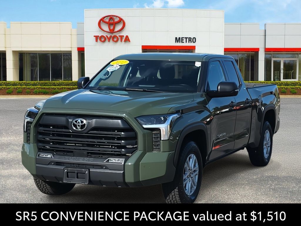 2022 Toyota Tundra SR5's photo