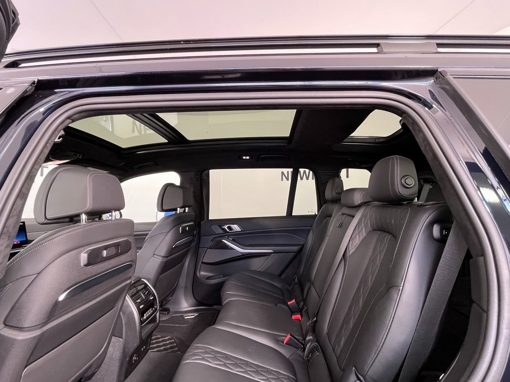 2025 Bmw X7 M60i photo 7