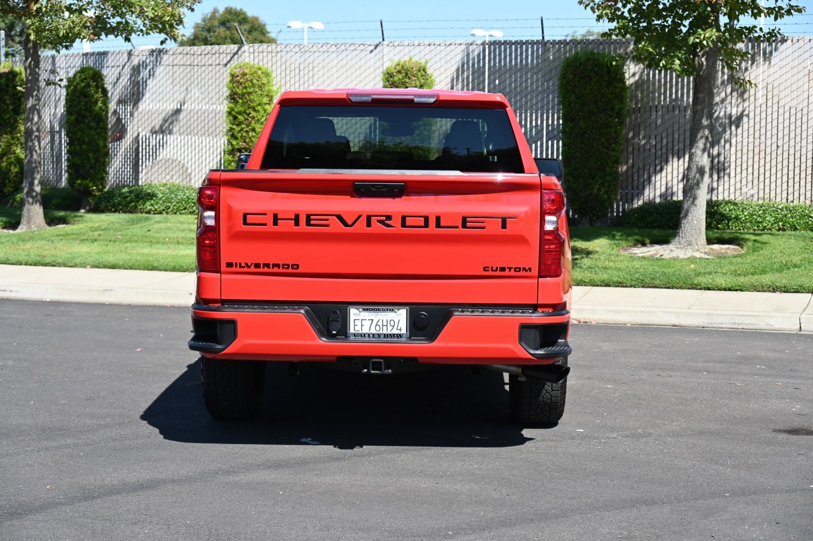 2025 Chevrolet Silverado 1500 Custom photo 4
