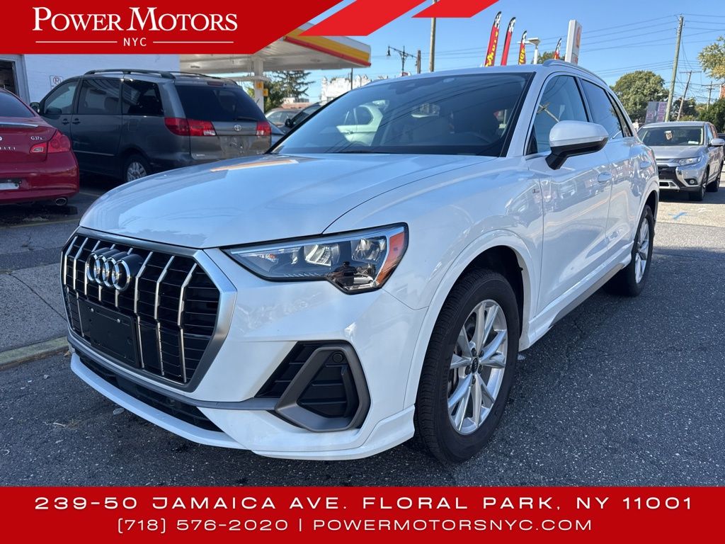 2022 Audi Q3 S Line Premium's photo