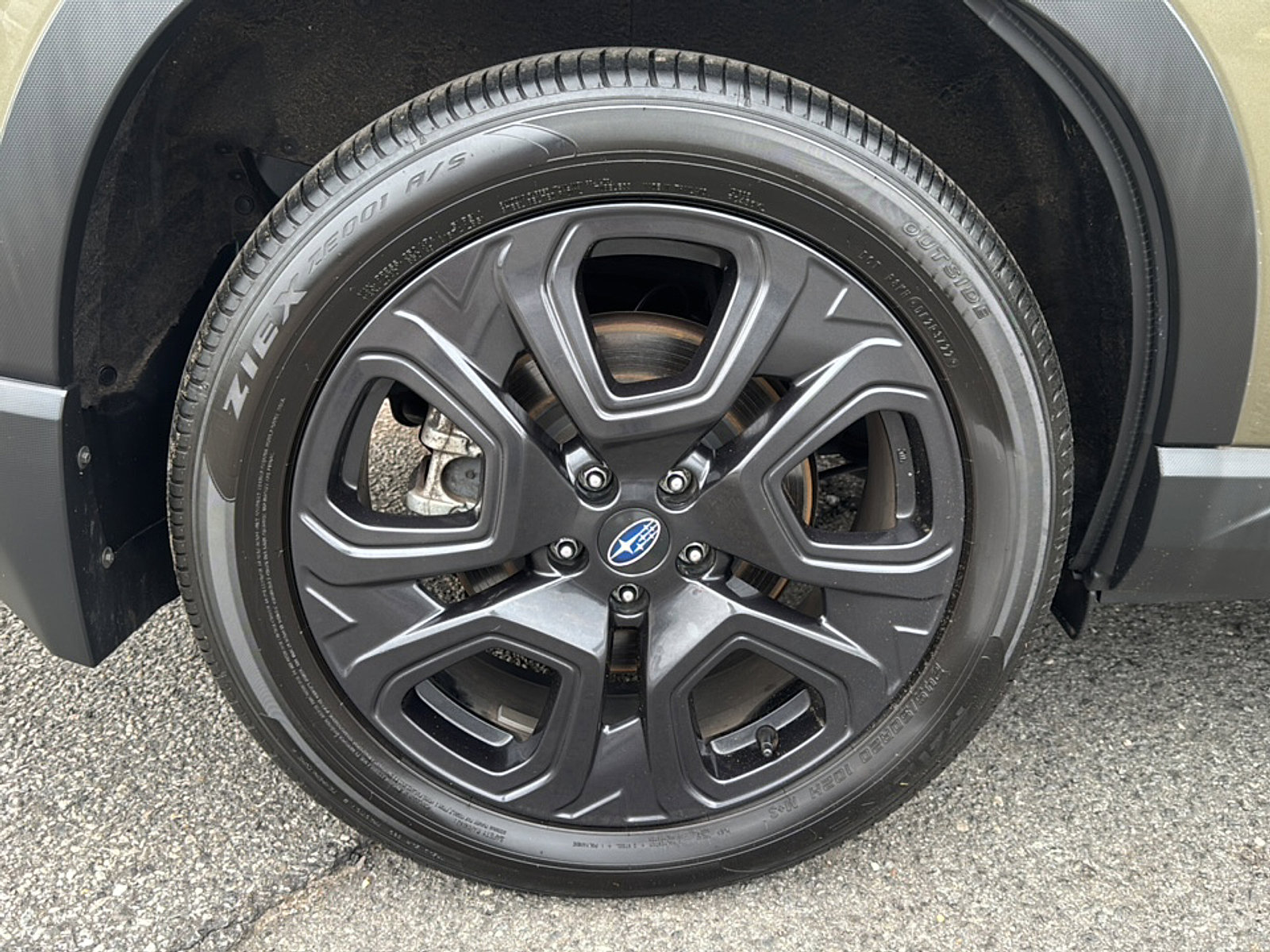 2023 Subaru Ascent Onyx Edition photo 9