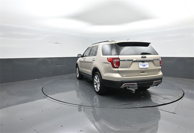 2017 Ford Explorer Limited photo 3
