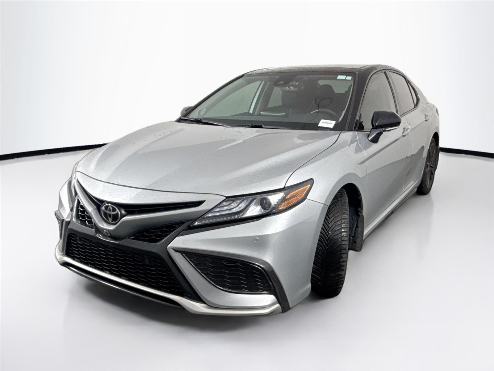 2022 Toyota Camry XSE V6 photo 2