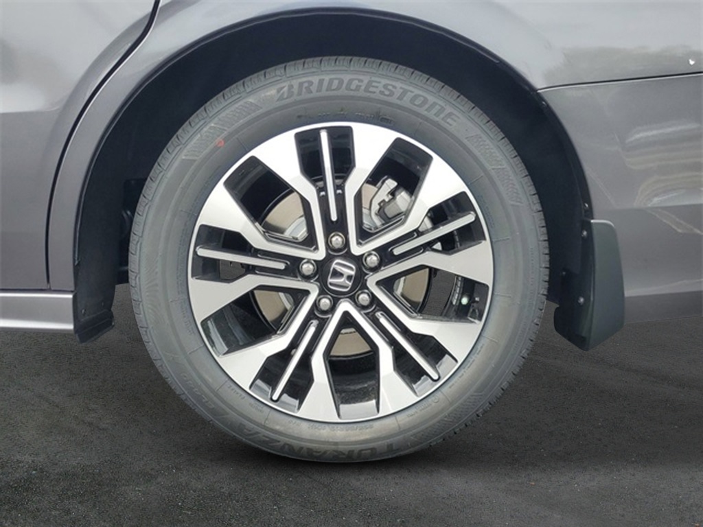 2026 Honda Odyssey Elite photo 6