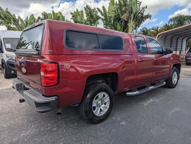 2018 Chevrolet Silverado LT photo 5