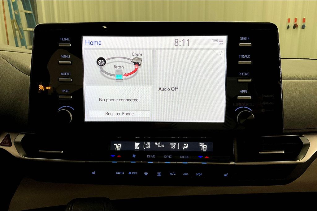 2023 Toyota Sienna XLE photo 30