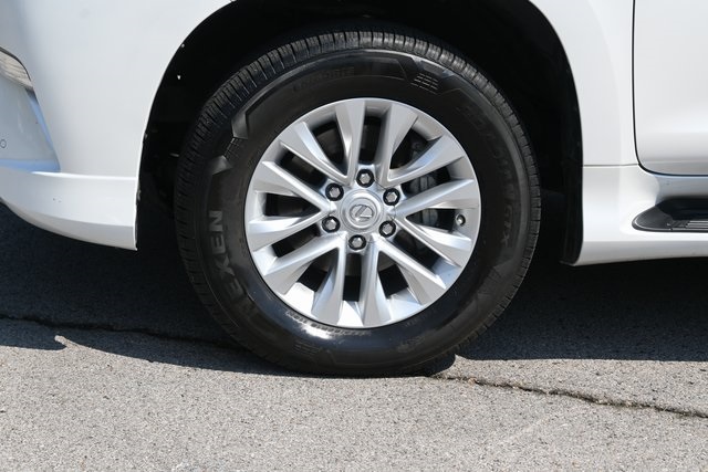 2023 Lexus GX 460 photo 13