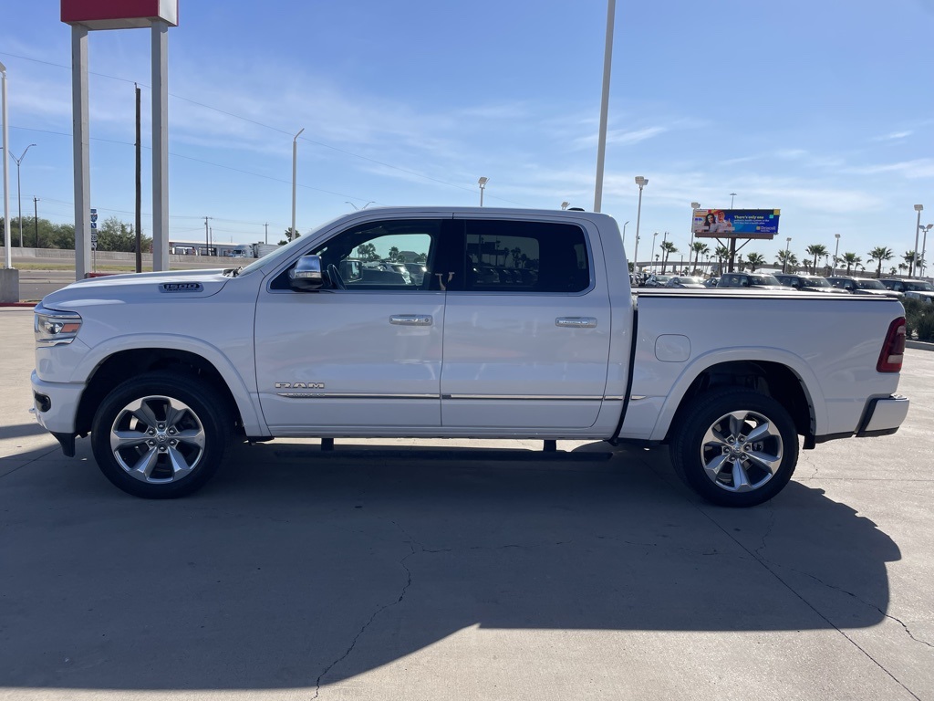 2022 Ram 1500 Limited photo 2