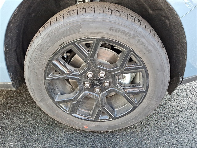 2025 Ford Maverick Lariat photo 4