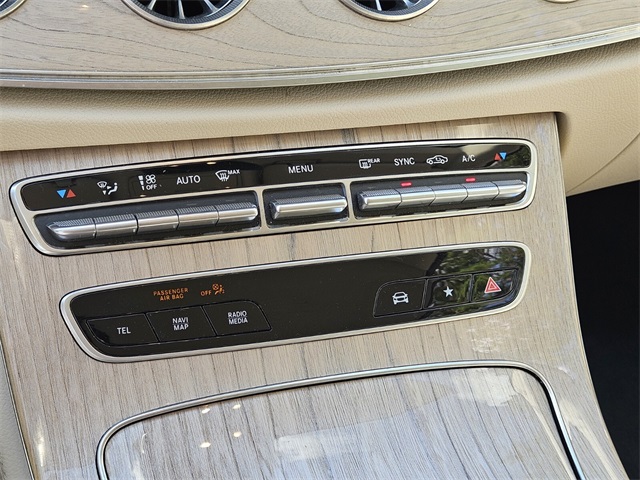 2022 Mercedes Benz E 450 photo 22