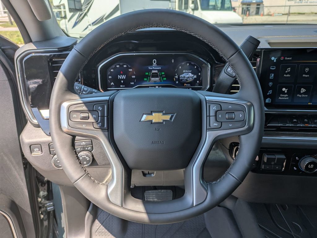 2025 Chevrolet Silverado 1500 LT photo 14
