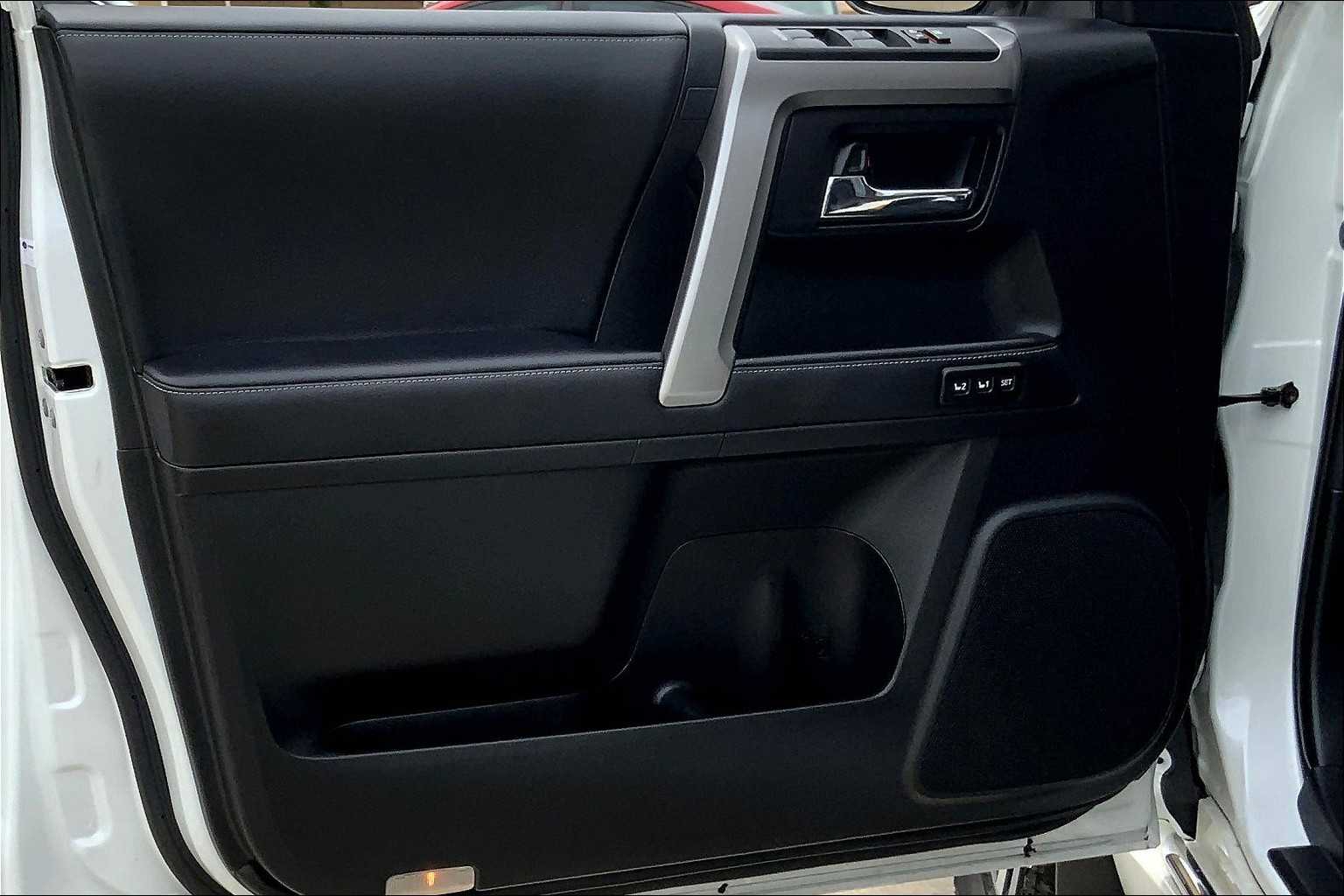 2024 Toyota 4Runner Limited photo 21